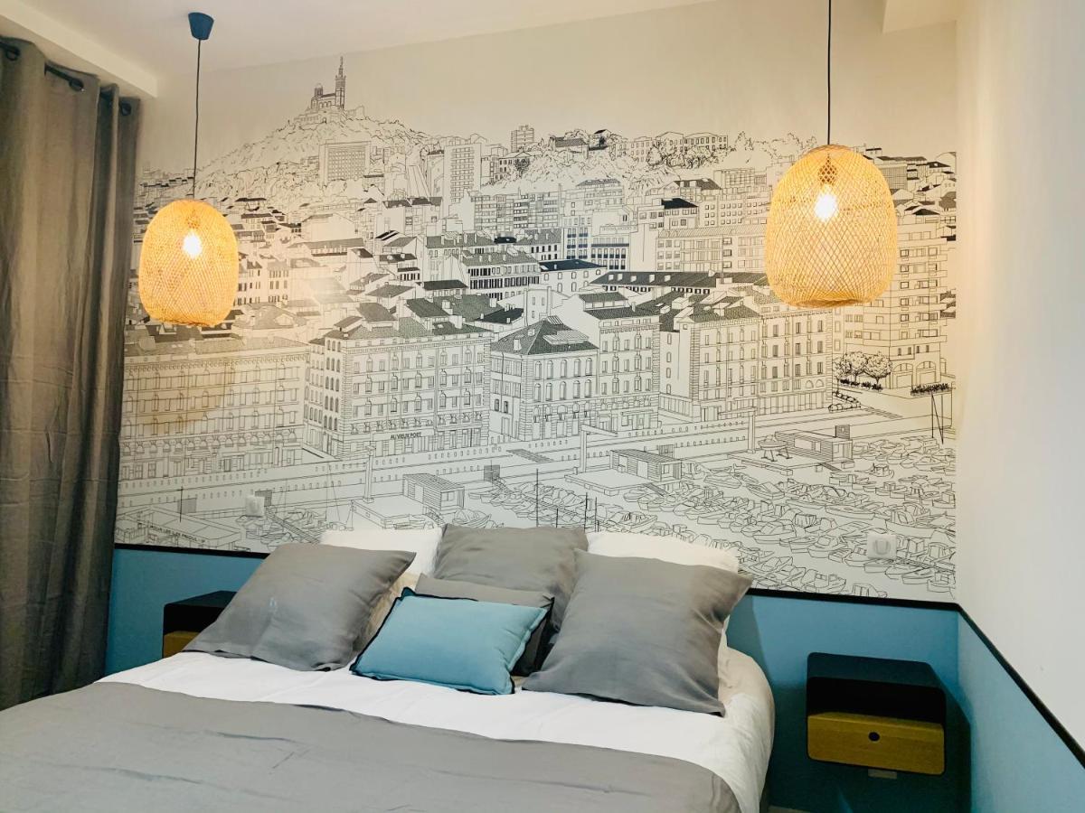 Apartment Le Phoceen : T4 Balcon Vue Vieux-port Marseilles