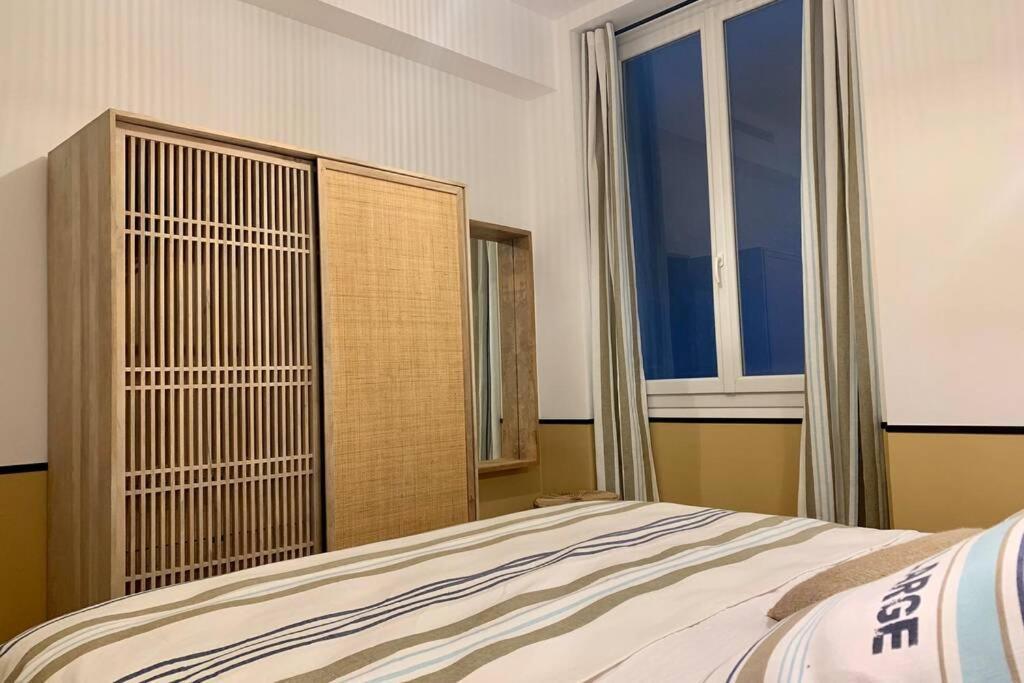 Apartment Le Phoceen : T4 Balcon Vue Vieux-port Marseilles